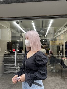 エミーバイモアムー(Emmie byMoremuu) 【青木　淳】ホワイトカラー/ハイトーン/ハイブリーチ