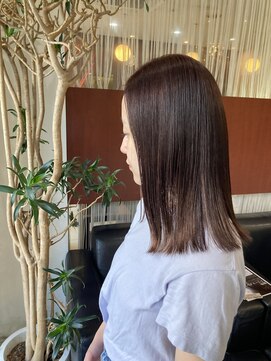 ミディアムボブ