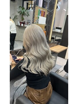 ホワイトシルバー