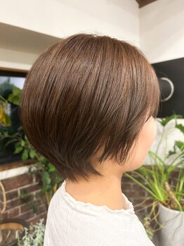 ハディーカヘアー(Hadeeca hair)の写真/大人女性からのカット指名多数！骨格・髪質・髪の流れを見極め、あなたに似合うショートスタイルを提案♪