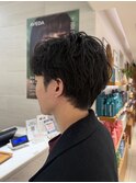 センターパート メンズパーマヘア ショートパーマ