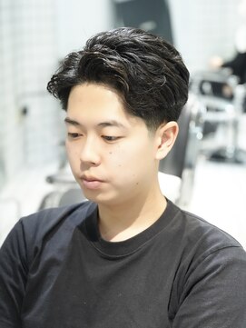 ヘア アトリエ ホロウ 堀江(HAIR ATELIER HOLLOW) Natural Upbang Short《ナチュラルアップバングショート》