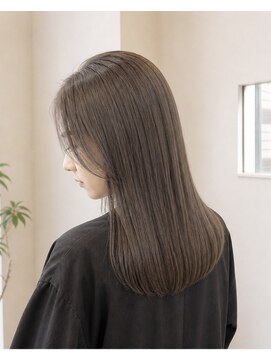 ビーアップヘアー(be:up hair) 地毛風ストレート×レイヤーカット柔らかく動く艶髪に