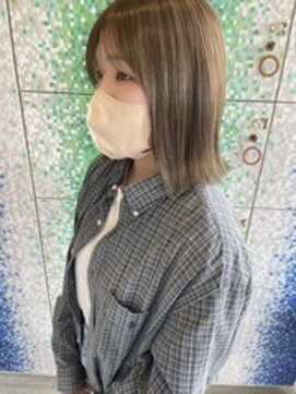 クィーンズゲート和戸店 『オリーブベージュ』