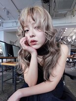 アルバム 新宿(ALBUM SHINJUKU)&nbsp;ニュアンスレイヤーブリーチミルクティーセミロング_F51426