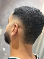 メグロバーバーショップロッポンギ 目黒六(MEGURO BARBER SHOP 6PPONGI)&nbsp;バーストフェード