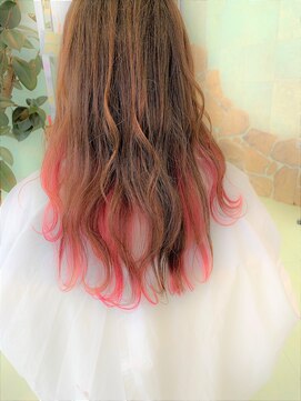 ハーツヘアーズ 五日市店(HEARTS hair's) インナーカラー　ピンク