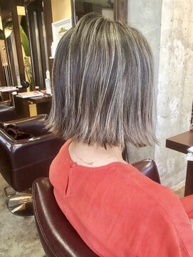 キー(kｅｙ) グレージュ