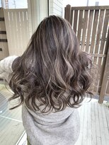 ヘアメイク アリープ(HAIR MAKE ALEAP)&nbsp;グレーハイライト