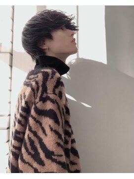 シン(syn) 前下がりマッシュウルフ