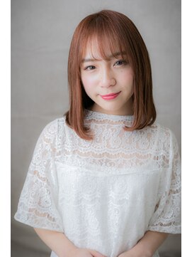 カバーヘア ブリス 上尾西口店(COVER HAIR bliss) 明るめカラーの大人可愛い前下がりワンカールZ上尾10代20代30代