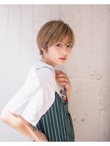 ピズム(PISM)&nbsp;耳かけカジュアルイメチェンショート/フォギーベージュ