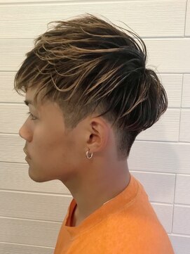 ファミリア(familiar) メンズ刈り上げハイライトカラー