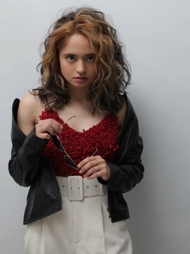 ジャックモアザン 新宿タカシマヤ店 外国人風フェイスフレーミング[新宿/新宿駅/白髪ぼかし]