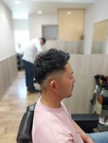 サントヘアー(Sant hair) アップバングフェードスタイル