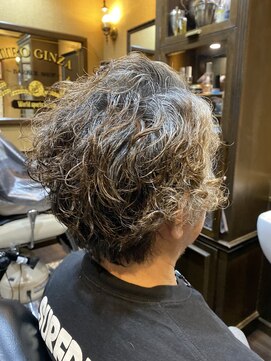 ヒロギンザ 新橋日比谷口店(HIRO GINZA) イケおじフロントアップパーマ　新橋　理容室　床屋　ヒロ銀座