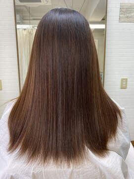 ジラフ(giraffe) ツヤ髪トリートメント縮毛矯正