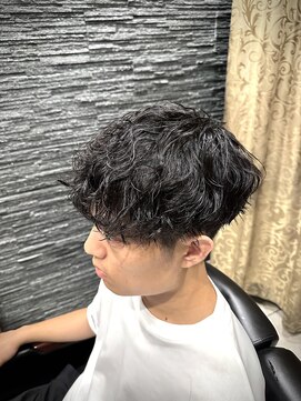 プレミアムバーバー 目黒店(PREMIUM BARBER produce by HIRO GINZA) 波巻きツイスパmix