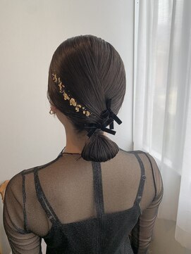 アモレット(amoretto) 《 mina 担当 》タイトアレンジ