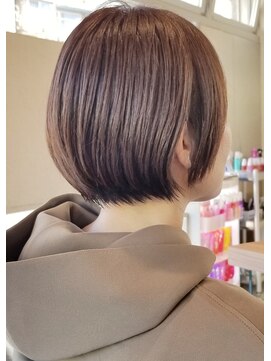 フロア(FLOOR) #レイヤーボブ#白髪ぼかし#金沢文庫FLOOR八木