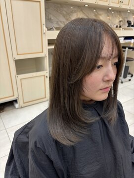 ティンク 関内(Tink) ミディアムレイヤー