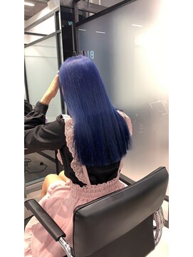 艶感抜群ネイビーカラー