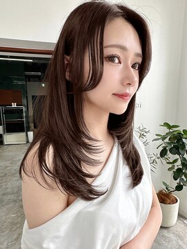 インビテーション(invitation) 【invitation人気スタイル】顔まわりレイヤー