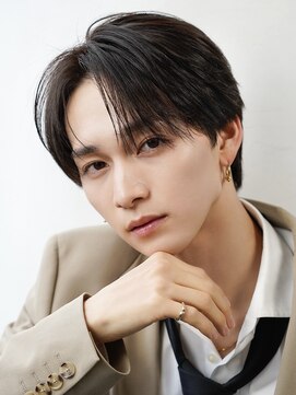 オーシャントーキョー 渋谷(OCEAN TOKYO) フェザーパーマシャドウパーマカルマパーマセンターパート