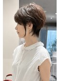 丸みショートスタイル　くびれショート