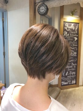 カルテット(Quartett) スッキリショート