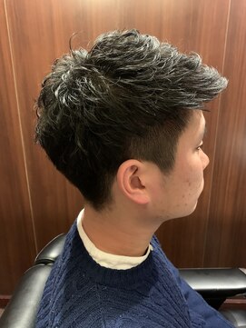 ヒロギンザ 田町店(HIRO GINZA) ツーブロックジェットモヒカン〈田町〉〈床屋〉