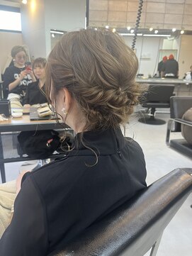 サイ(sai x) お呼ばれヘアセット