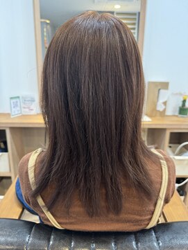 ピリナ(Pilina) ナチュラルセミロング 【 Pilina 上大岡】