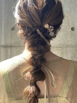 ユイト(uit)&nbsp;《ラプンツェル風ヘア☆》編み下ろしヘアセット