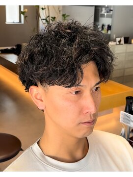 シード(SEAD) フルムーブフェザーショート