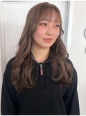 ミルクティーベージュ ハイトーン ケアブリーチ 顔周りカット