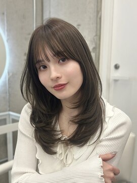 エヌアイ オモテサンドウ(ni omotesando) ミディアムレイヤー♪ ザクザクレイヤー オリーブベージュ