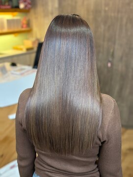 スカイ(SKY) 透明感カラー/髪質改善/縮毛矯正/韓国風レイヤーカット