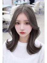 エルサザリープ 三宮(Elsa the leap)&nbsp;ミルクティーグレージュ／くびれ／ハイトーンカラー／ブリーチ