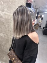 キング 心斎橋店(K!ng) 韓国オルチャンレイヤーカット透明感カラー顔まわり前髪カット