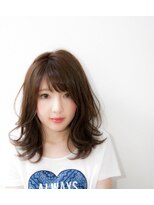 ラバーフロウ(Lava-flow)&nbsp;ミディアムヘア 少し巻き