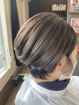 アンバー(amber) ショートグラデーション