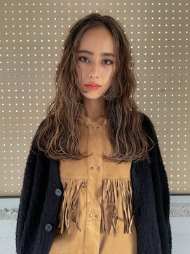 ルーム(Loom.) ウェーブロング