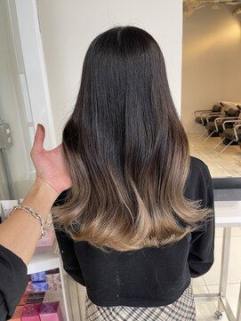 アライブ ハラジュク(ALIVE harajuku) ナチュラルベージュグラデーションryota