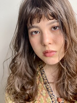ブラウヘアアンドケア(care) ラフウェーブ