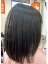 カットハウス はさみの部屋&nbsp;鎖骨ミディアムボブ/レイヤー/ナチュラルストレート/前髪あり