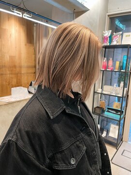 ロマリア 渋谷 渋谷宮益坂(Lomalia) 【Lomalia渋谷】high×low mix color シアーカラー セミディ