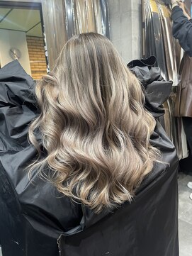 ラフ(LAFF) #バレイヤージュ#グレージュカラー#ボブウルフ#ココアベージュ