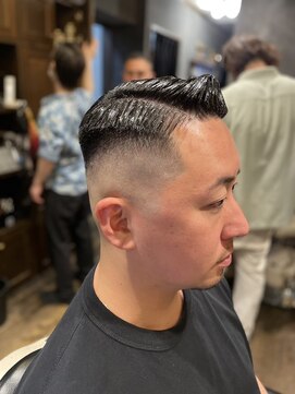 ヒロギンザ 横浜店(HIRO GINZA) スキンフェードサイドパートスタイル