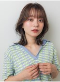 斜めバング/シルキーベージュ/ブラントカット[渋谷駅]